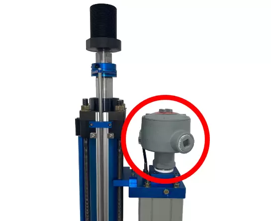 Lifting Application - Long Stroke Actuator with Control, HMI and Special Features